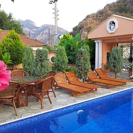 Sleeps 11 Pool Air Con Wifi Villa Dalyan
