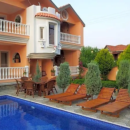 Sleeps 11 Pool Air Con Wifi Villa